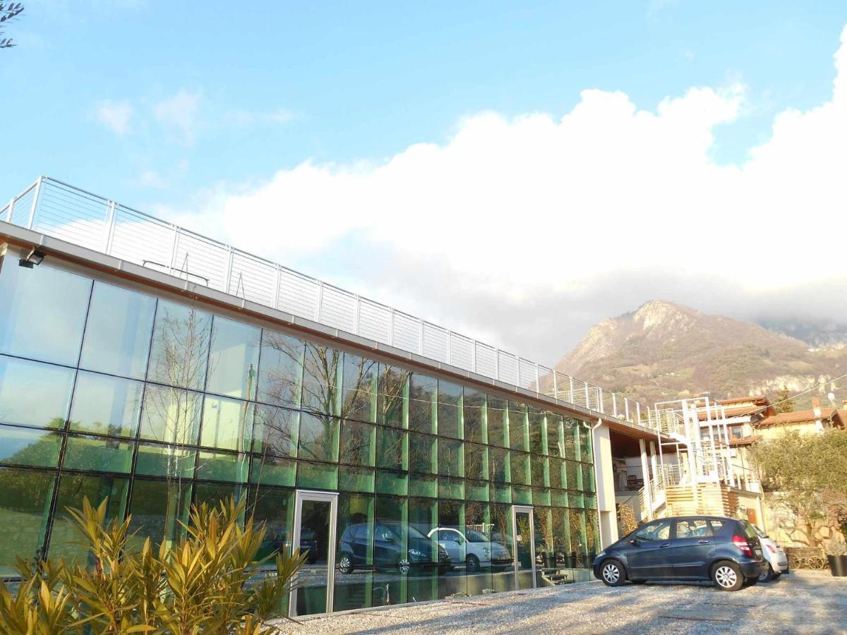 Direttamente Al Lago Apartments Marone Exterior photo