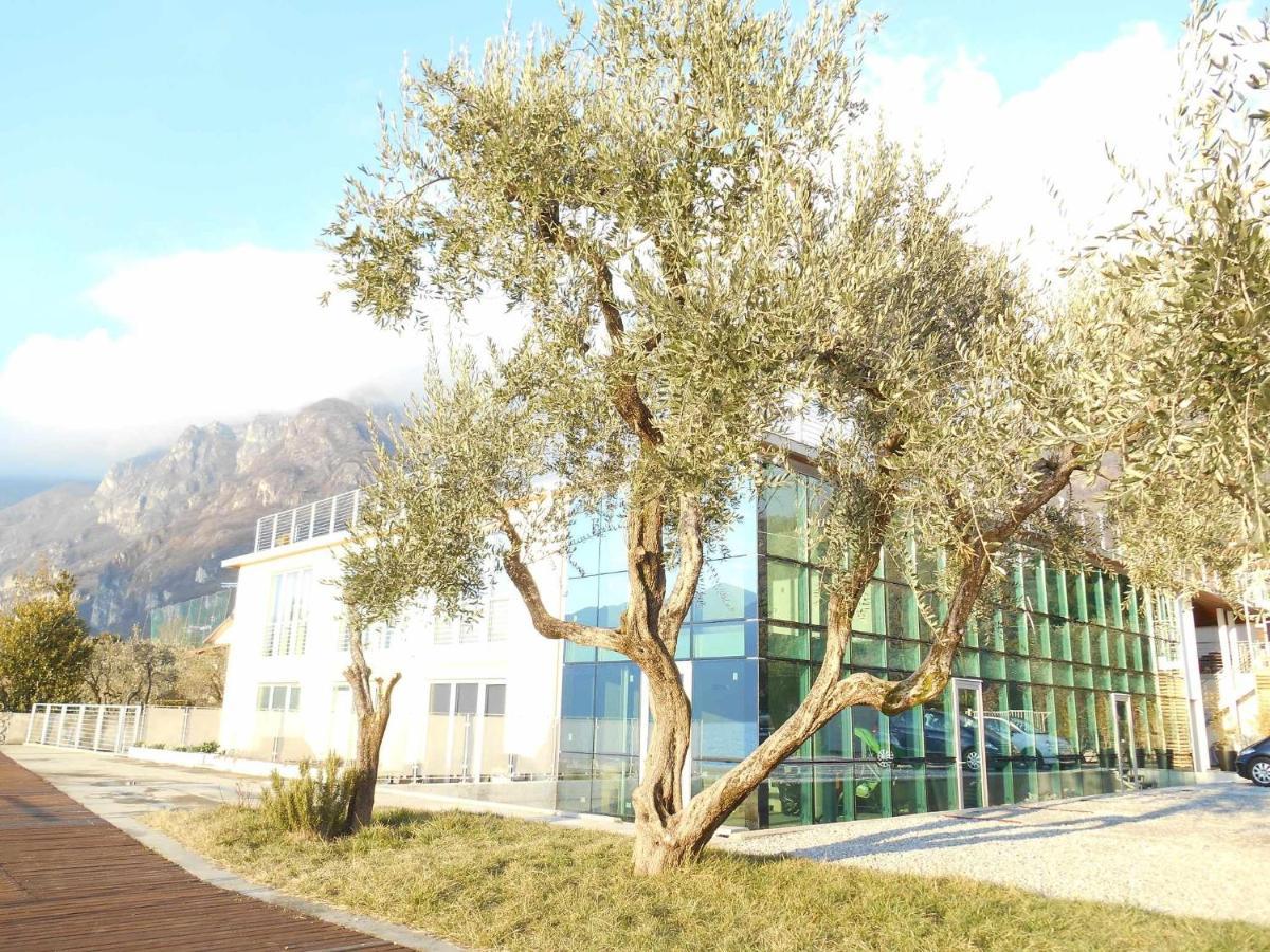 Direttamente Al Lago Apartments Marone Exterior photo