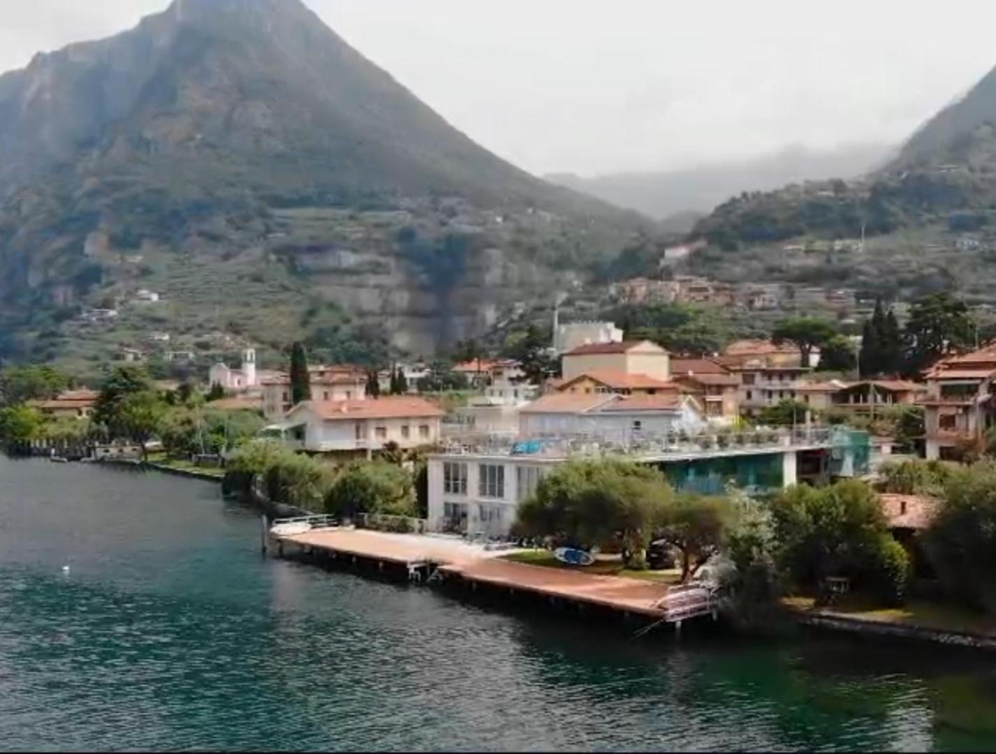 Direttamente Al Lago Apartments Marone Exterior photo