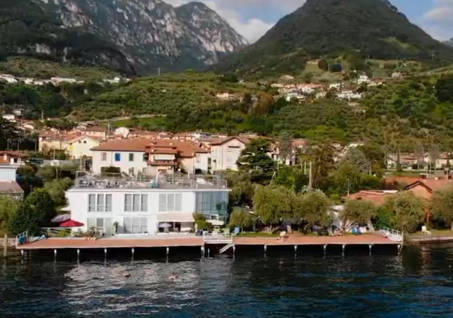Direttamente Al Lago Apartments Marone Exterior photo